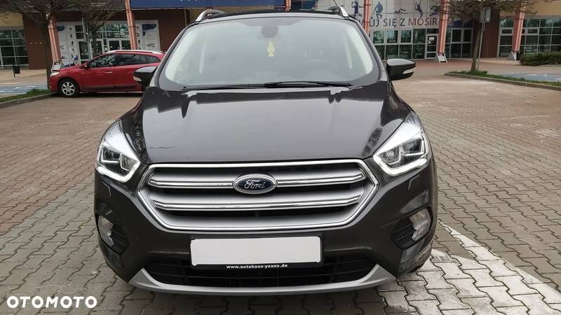 Ford Kuga - 4