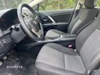 Toyota Avensis 1.8 Comfort - 10