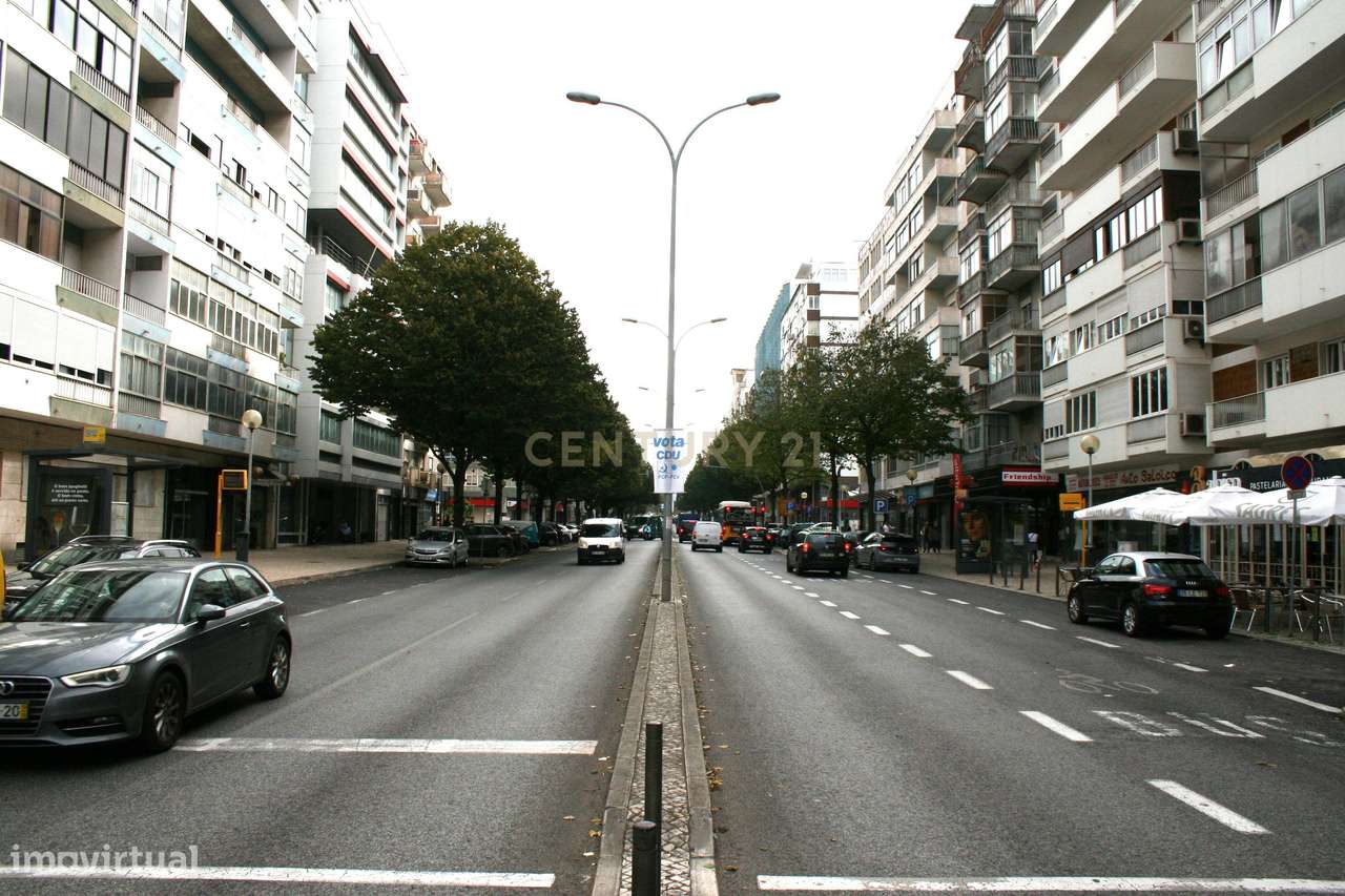 Loja | São Domingos de Benfica | Lisboa - 164m² - Grande imagem: 4/9