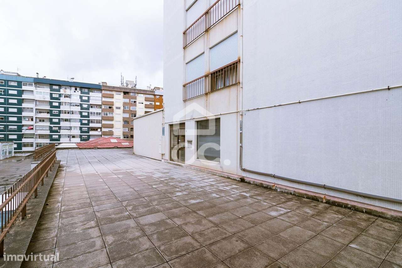 Loja em Azurém - Guimarães - Grande imagem: 4/4