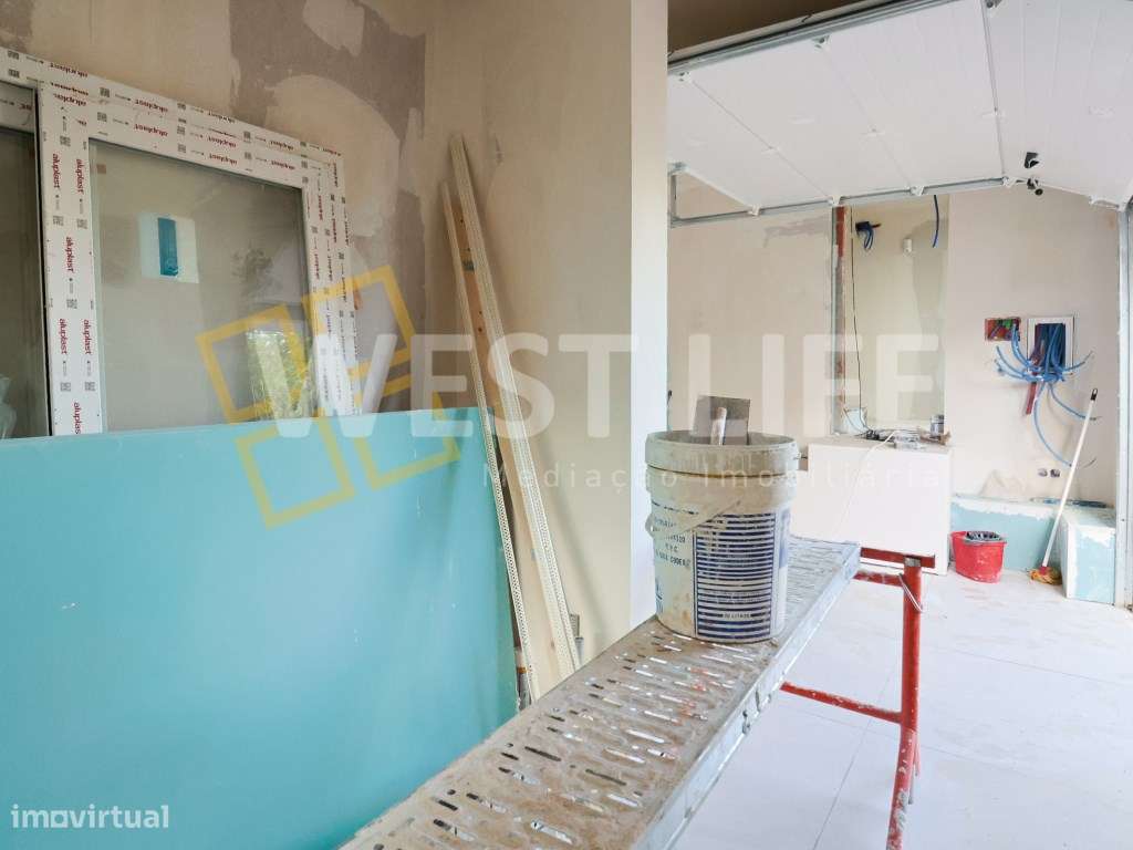 Moradia Independente T4 TOTALMENTE RENOVADA - Terraço e Logradouro ...-19