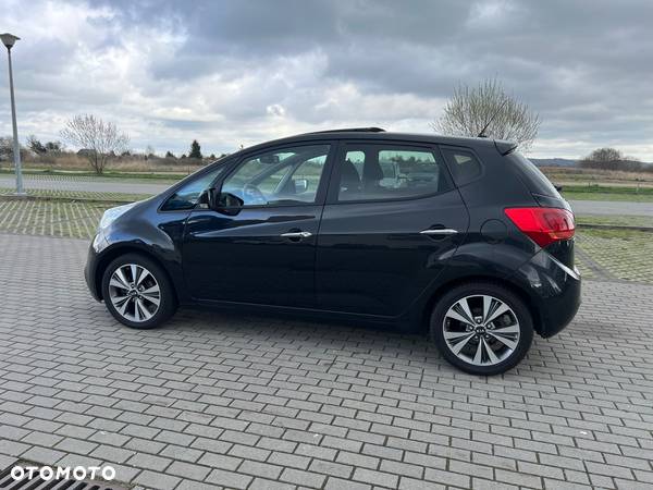 Kia Venga 1.6 CRDi 128 Dream Team Edition - 23