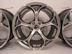 Jantes Look Alfa Romeo Giulia 18 x 8 et33 5x110 Hyperblack - 3