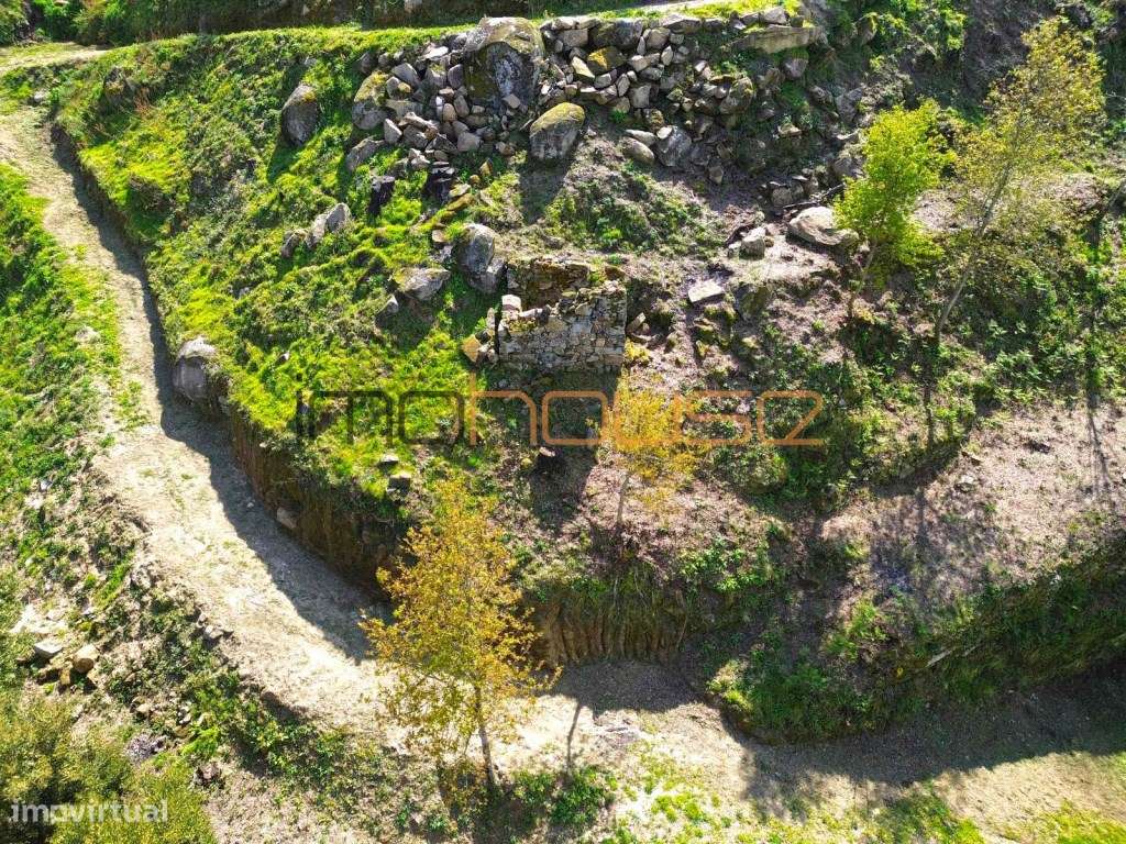 Quinta com frente de Rio Douro-15