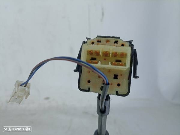 Manete/ Interruptor Limpa Vidros Chevrolet Aveo / Kalos Hatchback (T25 - 4