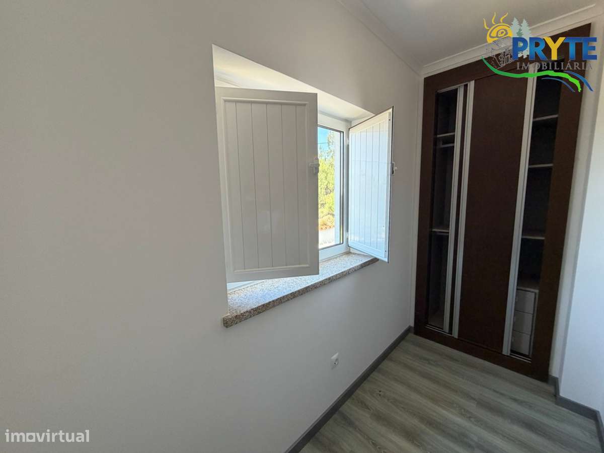 Quinta com moradia T3 , anexos e ruínas em Pedrógão Grande-36