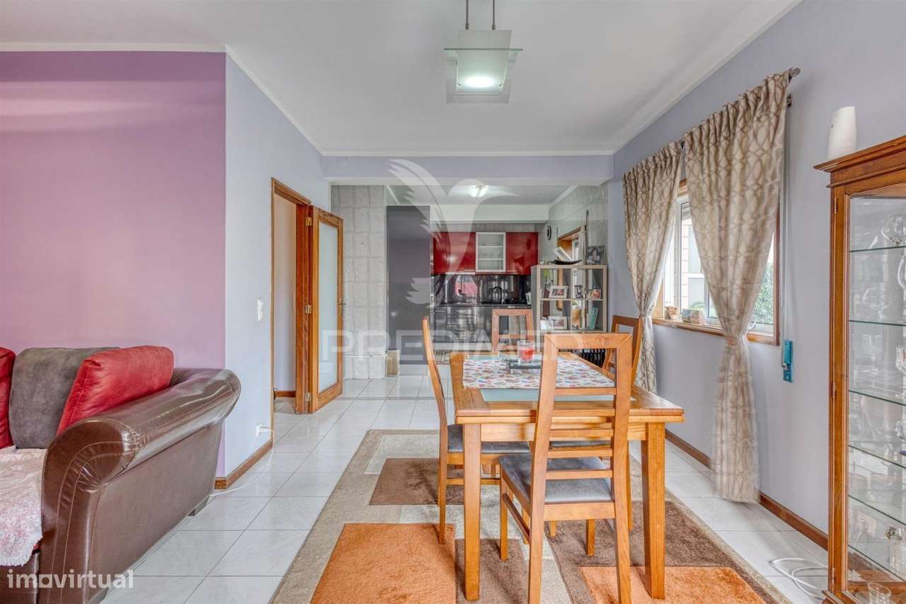 Apartamento T2 Renovado em Baguim do Monte - Grande imagem: 5/19