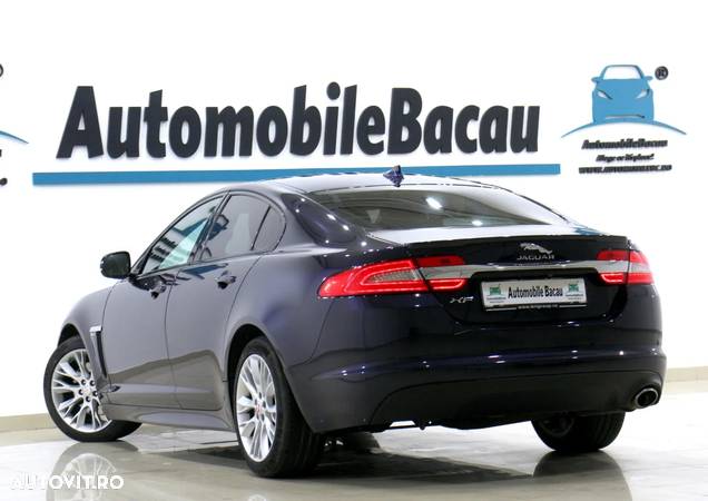 Jaguar XF 2.2D - 5