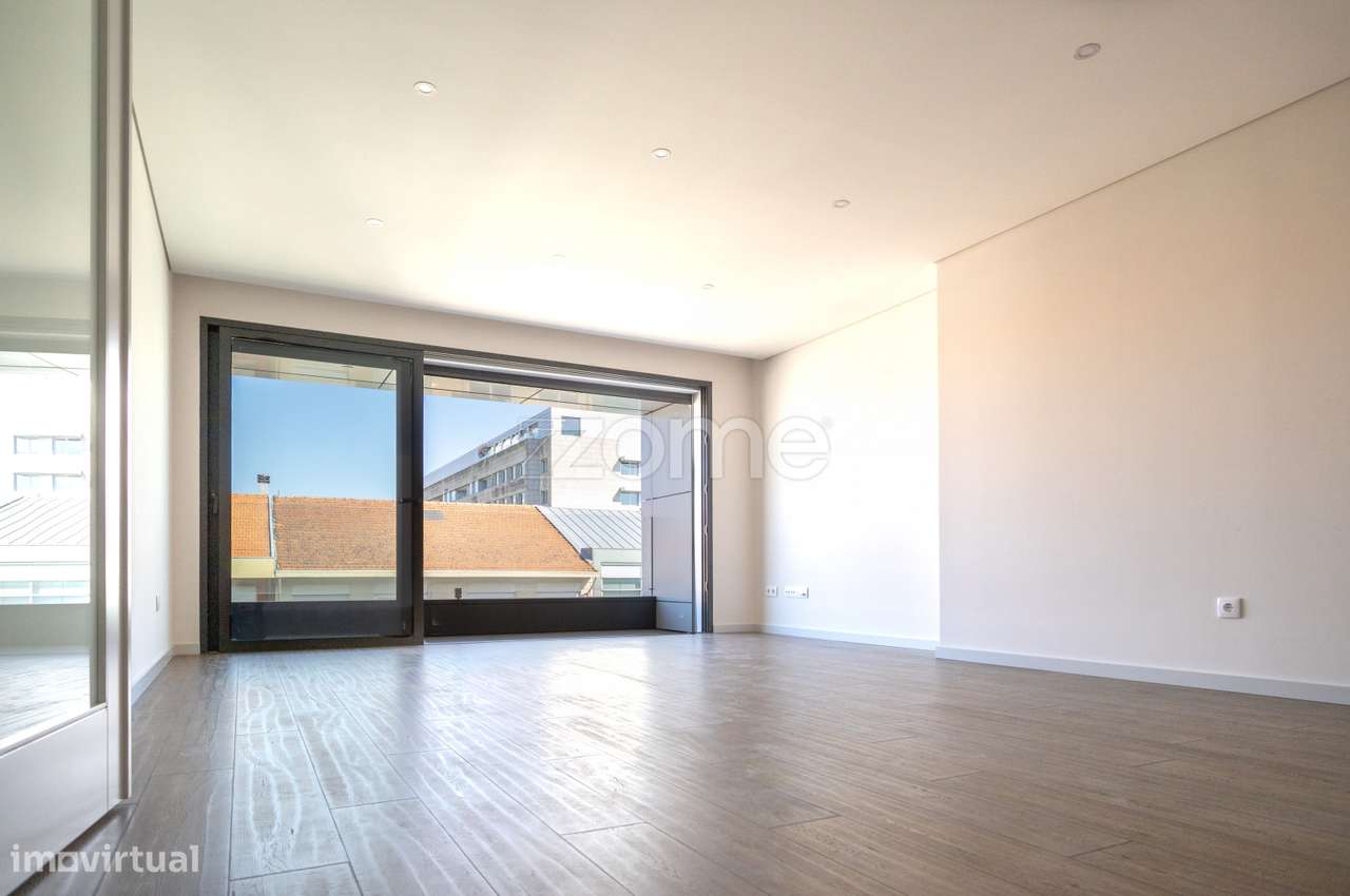 T3 novo, pronto a habitar junto a Rotunda da Boavista - Grande imagem: 5/38