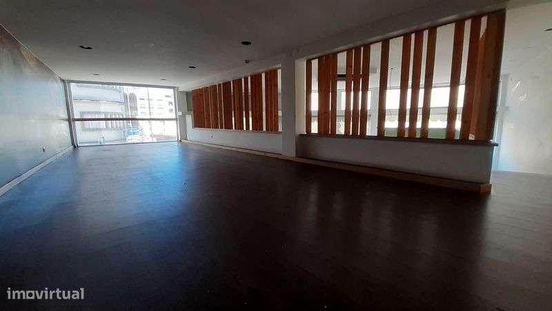 Loja Centro de Lamego - Grande imagem: 4/8