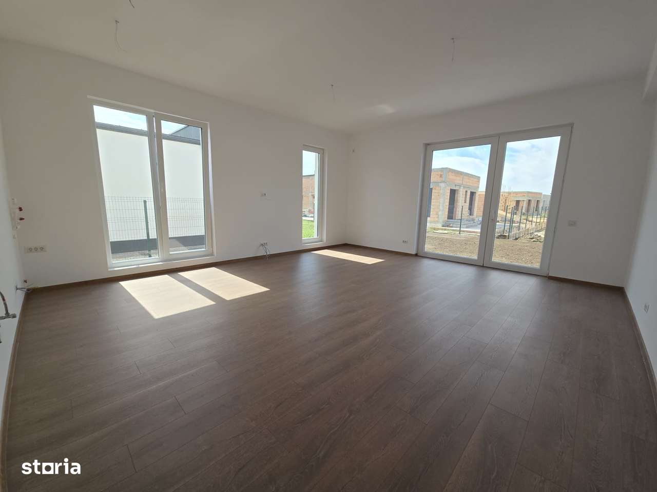 Casa individuala | 4 Camere | Asfalt | Berceni-2