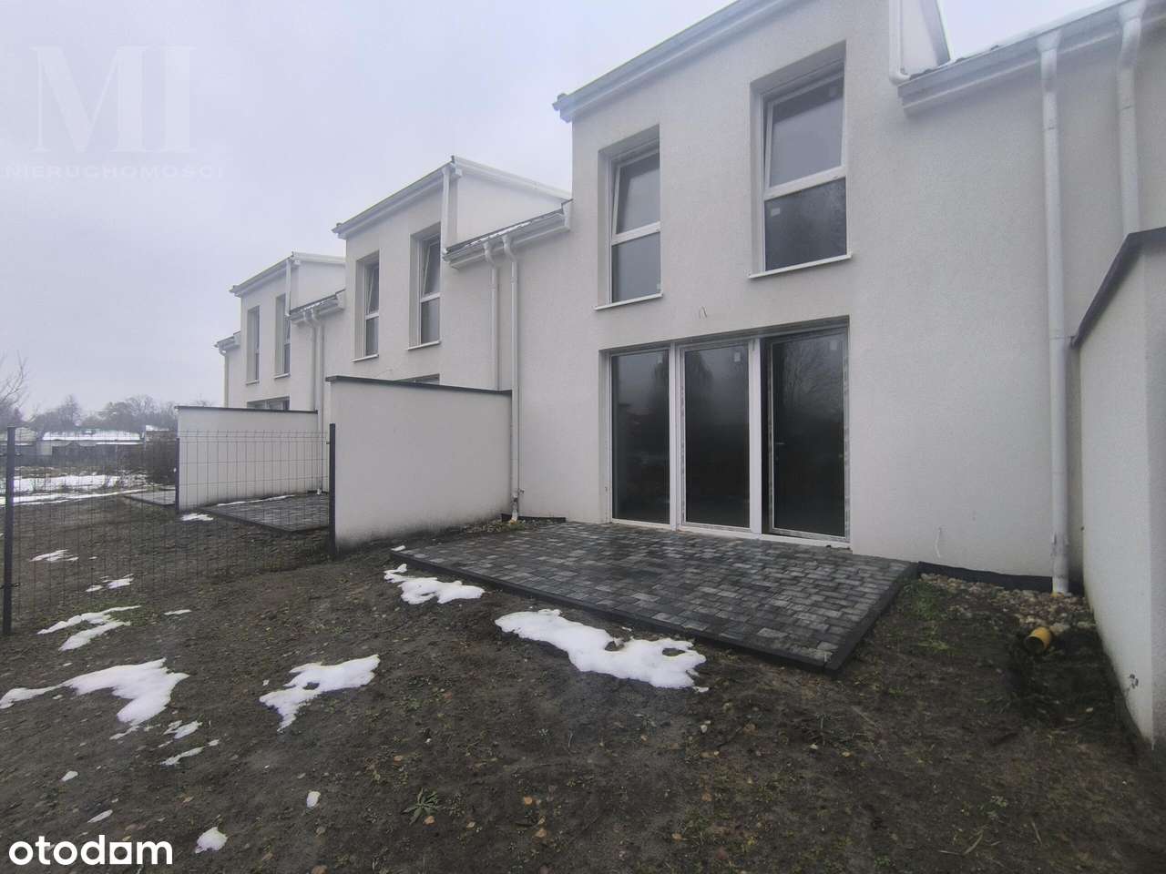 Na sprzedaż nowoczesne domy w Żychlinie-12