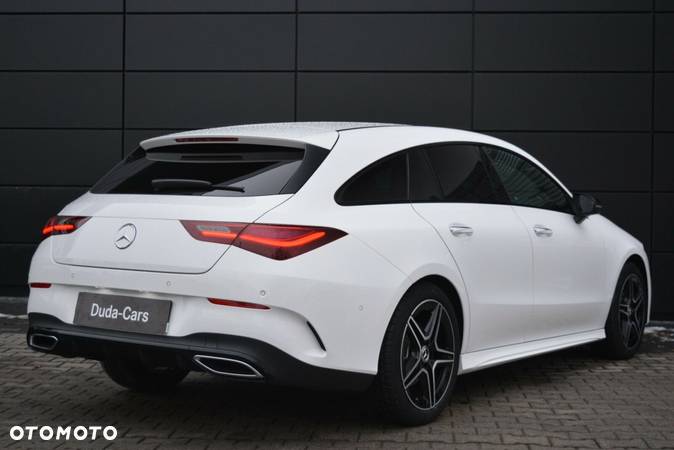 Mercedes-Benz CLA 200 AMG Line 7G-DCT - 3