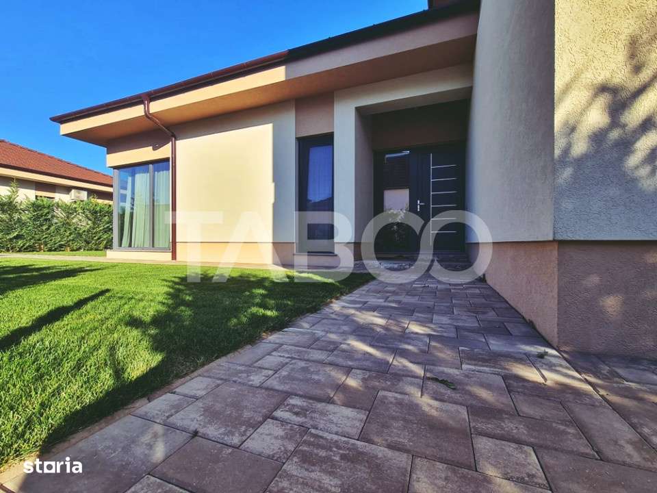 Vila de lux de vanzare in Sebes zona rezidentiala - Imagine principală: 4/19