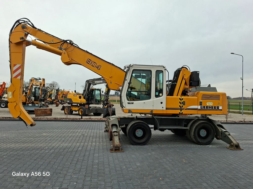 Liebherr A904 koparka przeładunkowa 2005