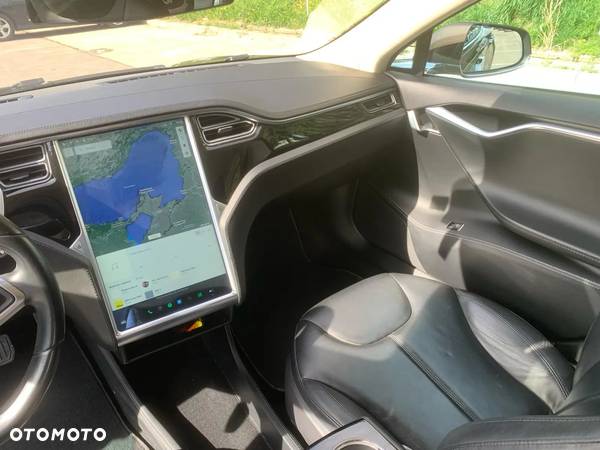 Tesla Model S Standard - 20