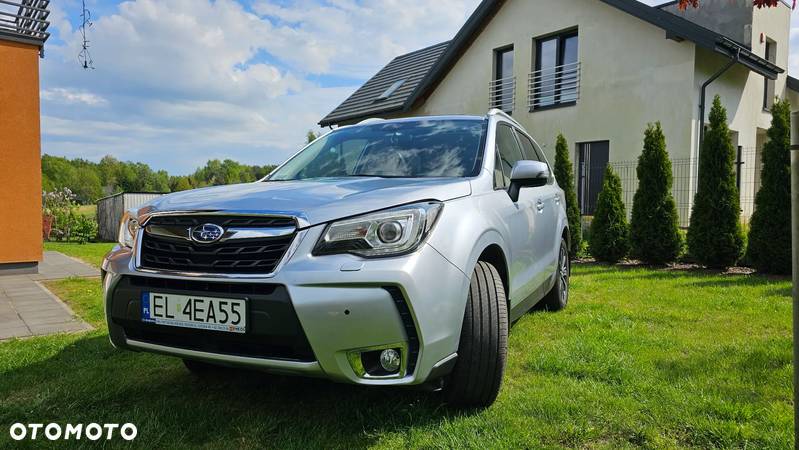 Subaru Forester 2.0 XT Platinum Lineartronic - 2