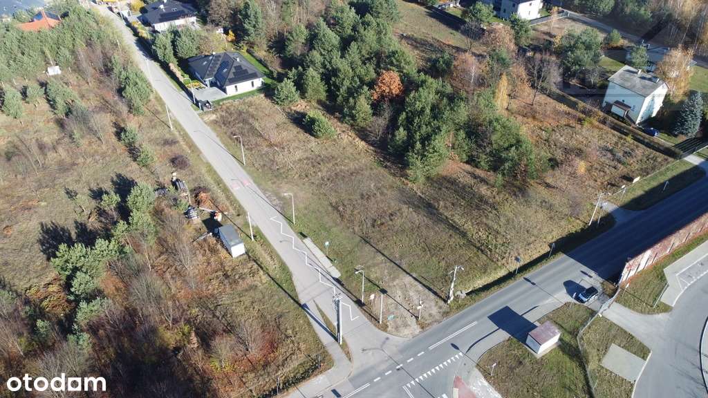 Atrakcyjna działka z zezwoleniem na budowę-4
