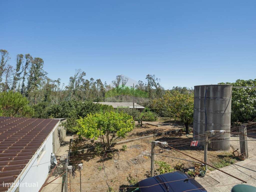 Moradia V3+2 com 4.010m2 de terreno a 5min de Leiria-45