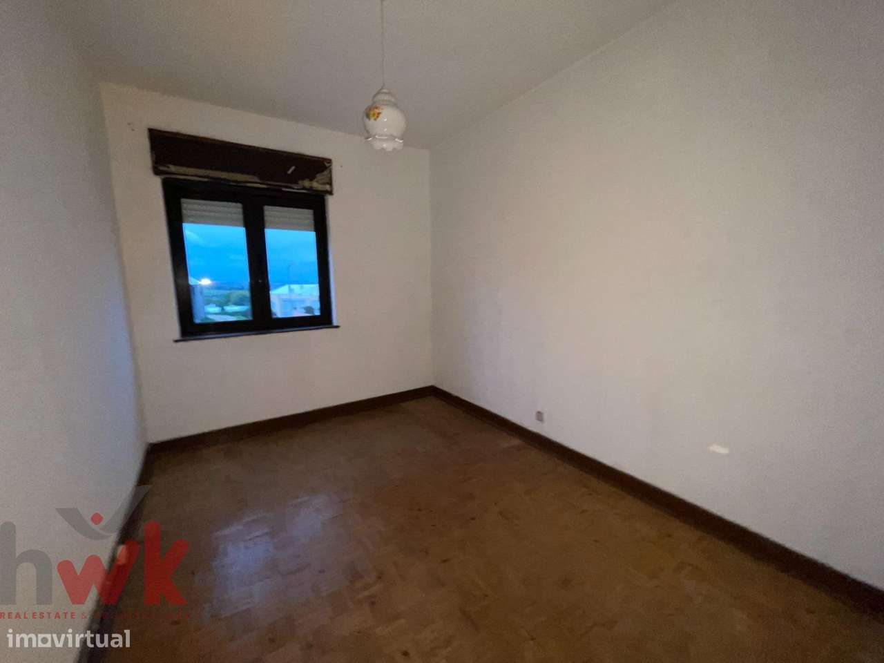 Apartamento T3+1 no Centro de Seia-15