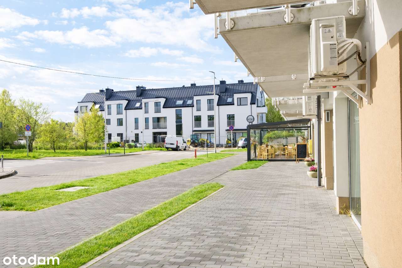 Wyposażony lokal gastronomiczny z ogródkiem i miejscem parkingowym-4