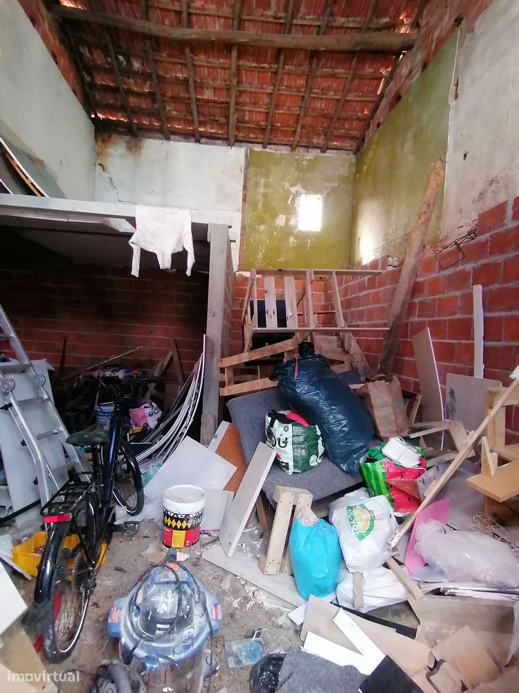 Moradia para renovar Almalagues - Grande imagem: 3/5