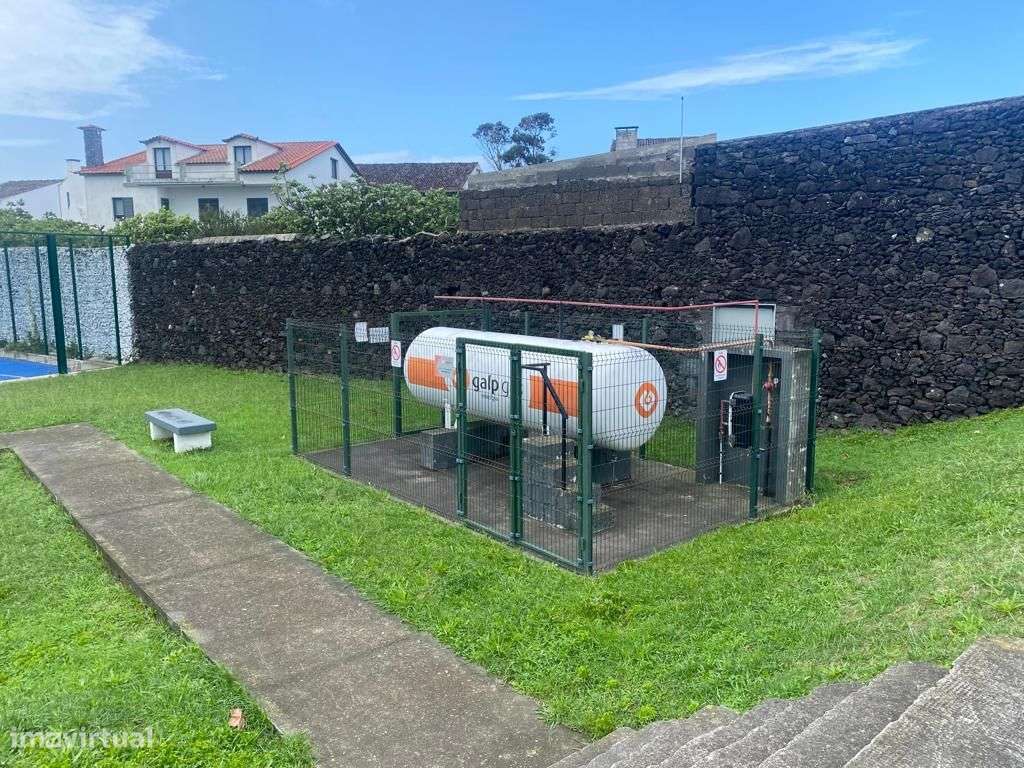 Lote urbano destinado a comercio e habitação, Ribeira Grande - Grande imagem: 5/6