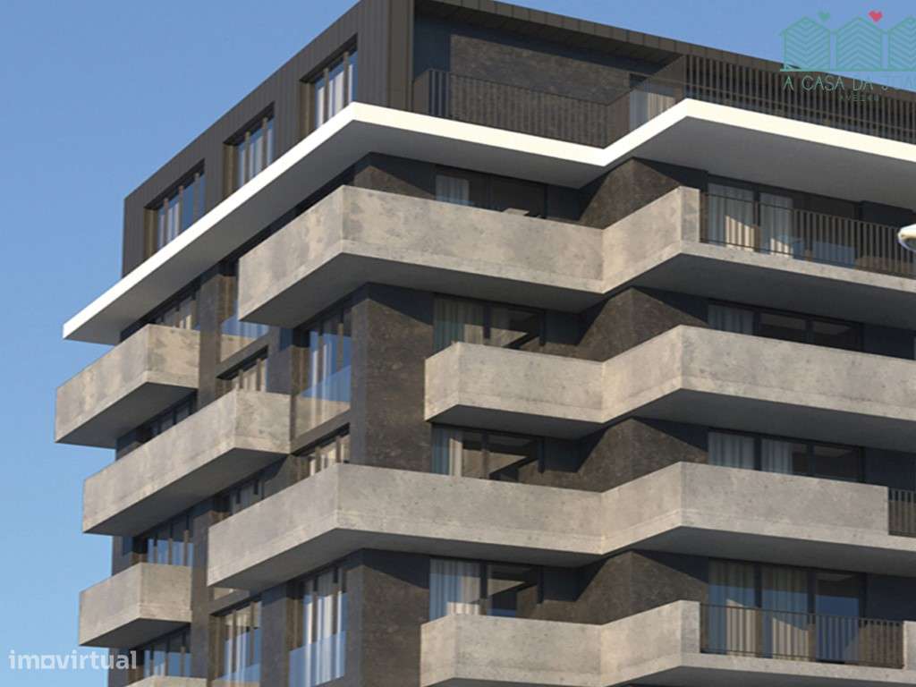 Apartamento T3 com Lugares de Garagem no Cais de São Roque - Grande imagem: 4/14