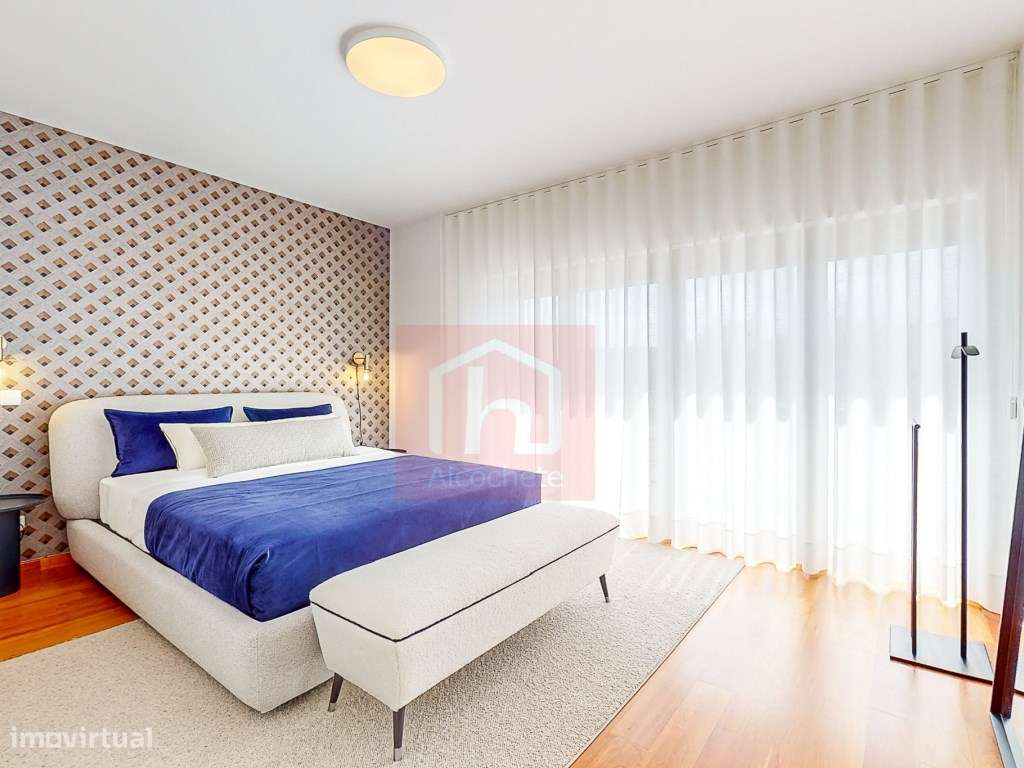 Moradia T4 geminada + Rooftoop em Alcochete-32