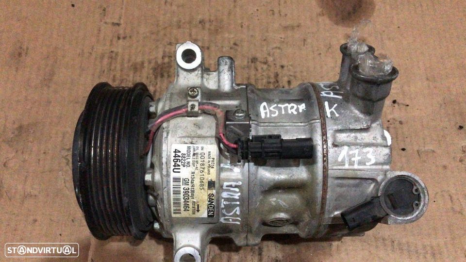 Peça - Compressor Ar Condicionado A/C  Opel Astra K1.7 Ref:Gm390344