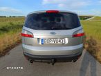 Ford S-Max - 8