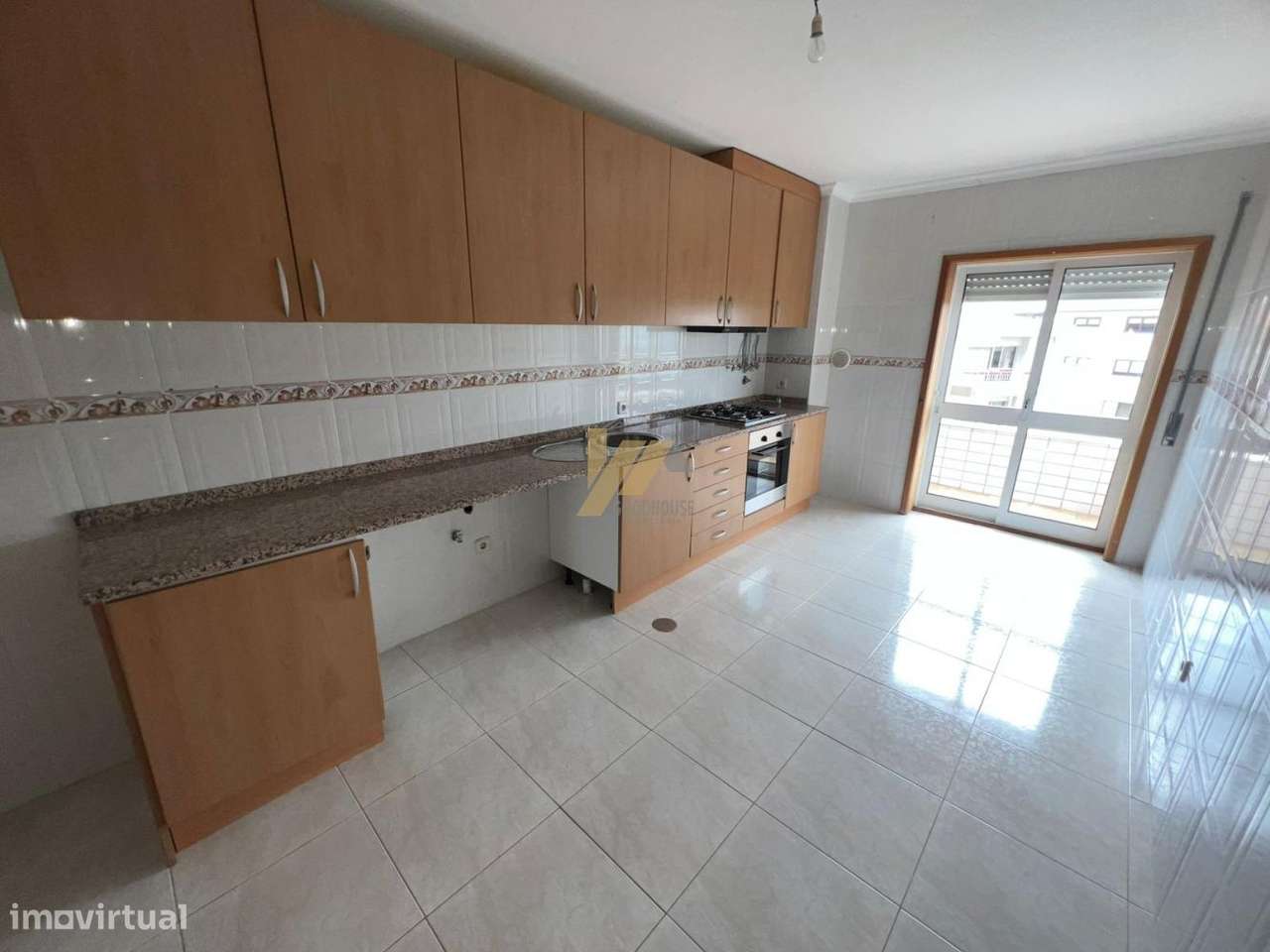 Apartamento T3 com boas áreas - Grande imagem: 5/14