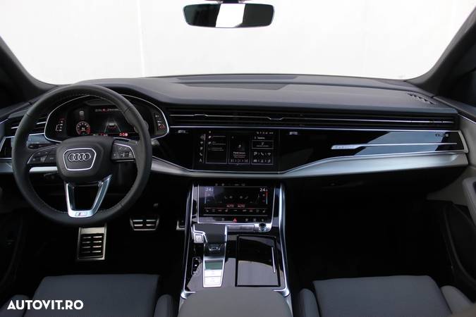 Audi Q8 3.0 55 TFSI quattro Tiptronic - 16