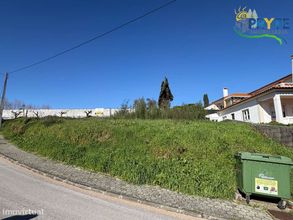 Lote para construção com área total de 755 metros quadrados na Sertã - Grande imagem: 5/17