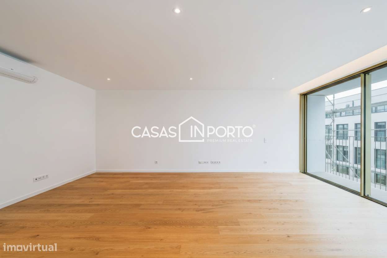 T2 de Luxo com Vista Panorâmica onde o Rio abraça o Mar-10