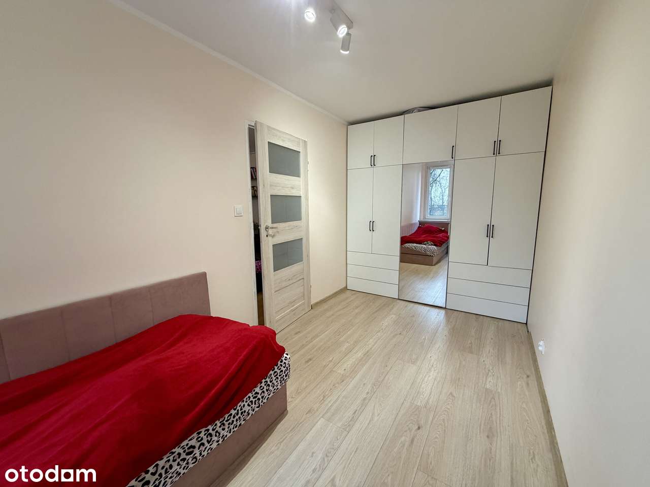 3 pokoje po remoncie | Centrum | Zakup spoza UE! | Bez prowizji!-14