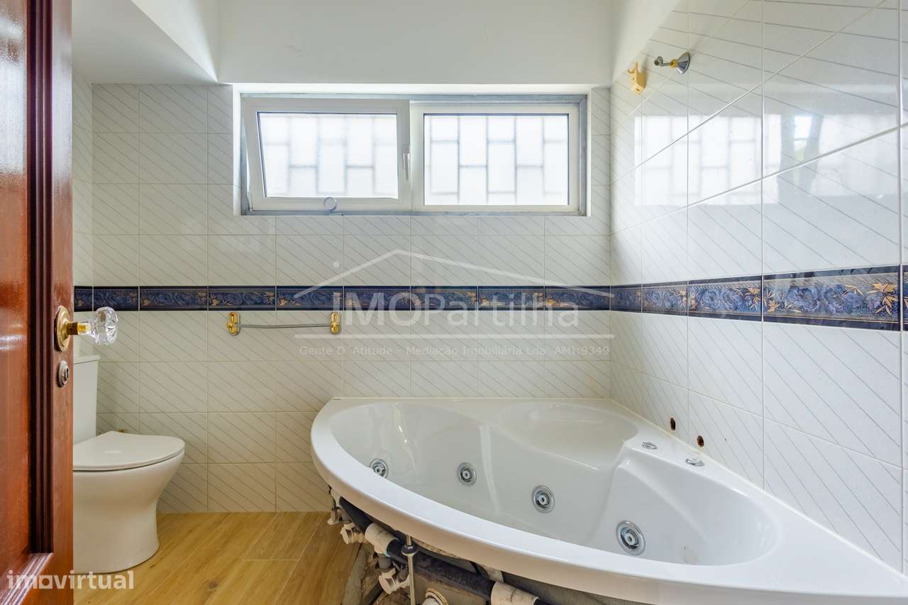 Apartamento t3 à venda na Avenida Mariano Cyrillo de Carvalho
estoril-12