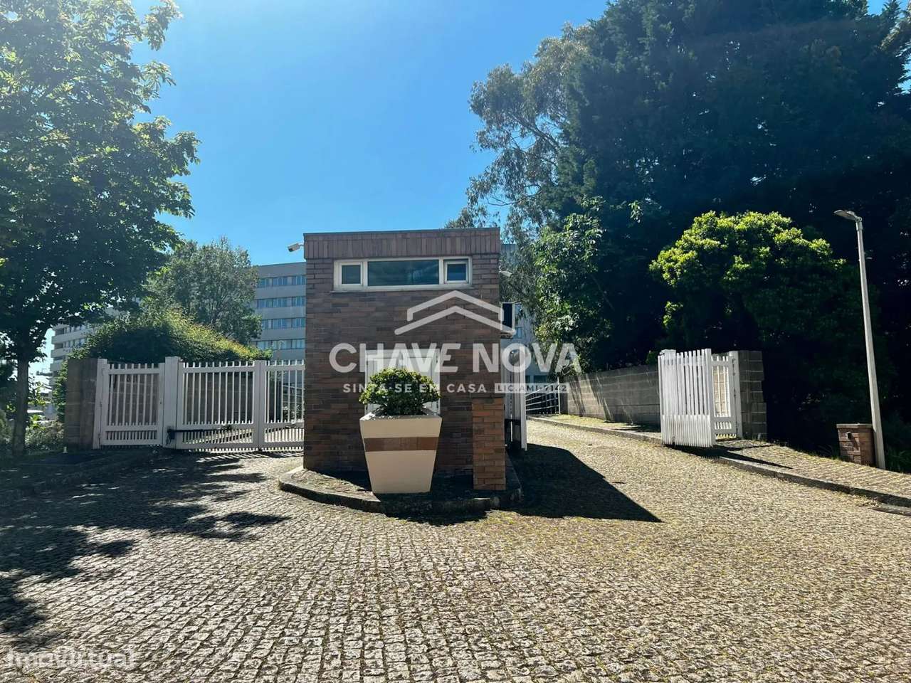 Apartamento T3 em Condomínio Fechado | Junto ao Arrábida Shopping-18