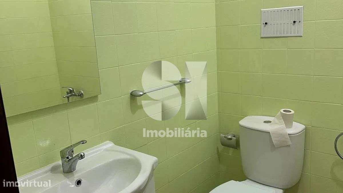 Apartamento T3 com suite no centro da Cidade de Seia - Grande imagem: 2/21