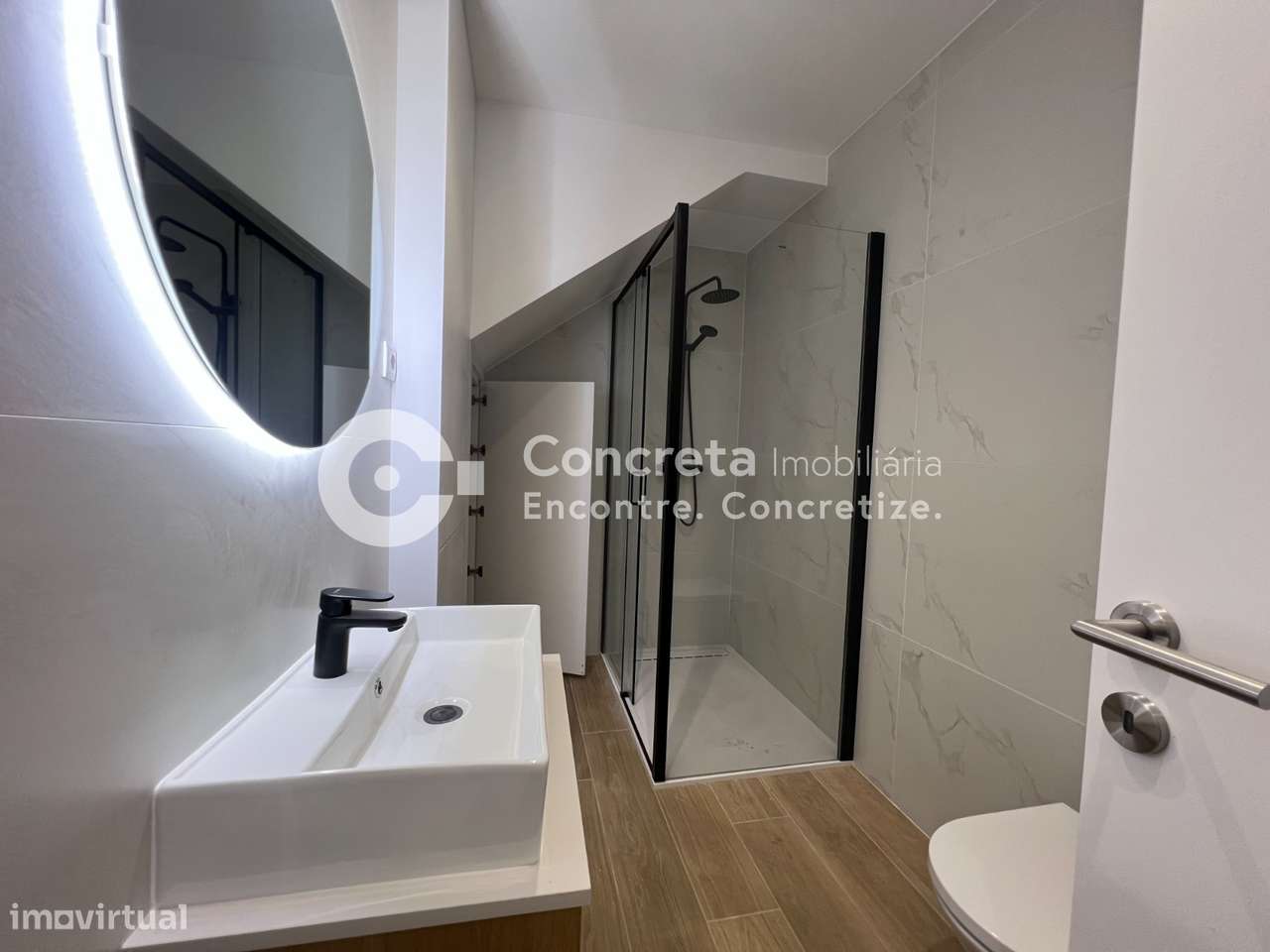 Apartamento T1 Duplex novo no centro histórico de Braga-10