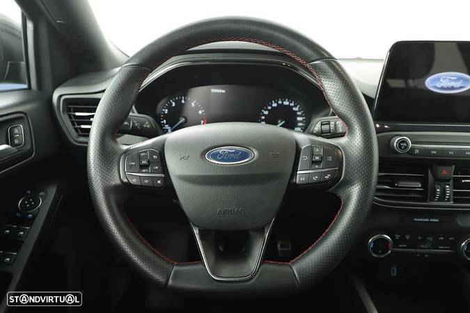 Ford Focus 1.0 EcoBoost MHEV ST-Line - 11