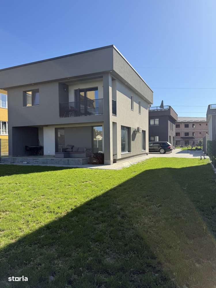 Casă cu rooftop , 3 dormitoare , 3 băi , ansamblu rezidențial-2