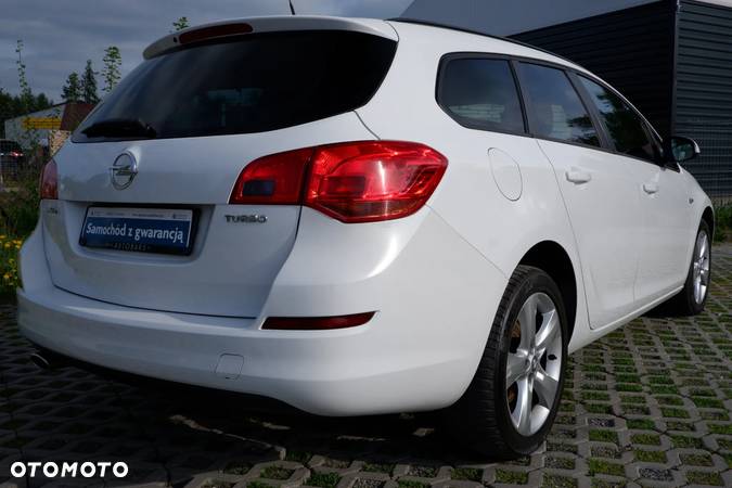 Opel Astra IV 1.4 T Essentia - 33