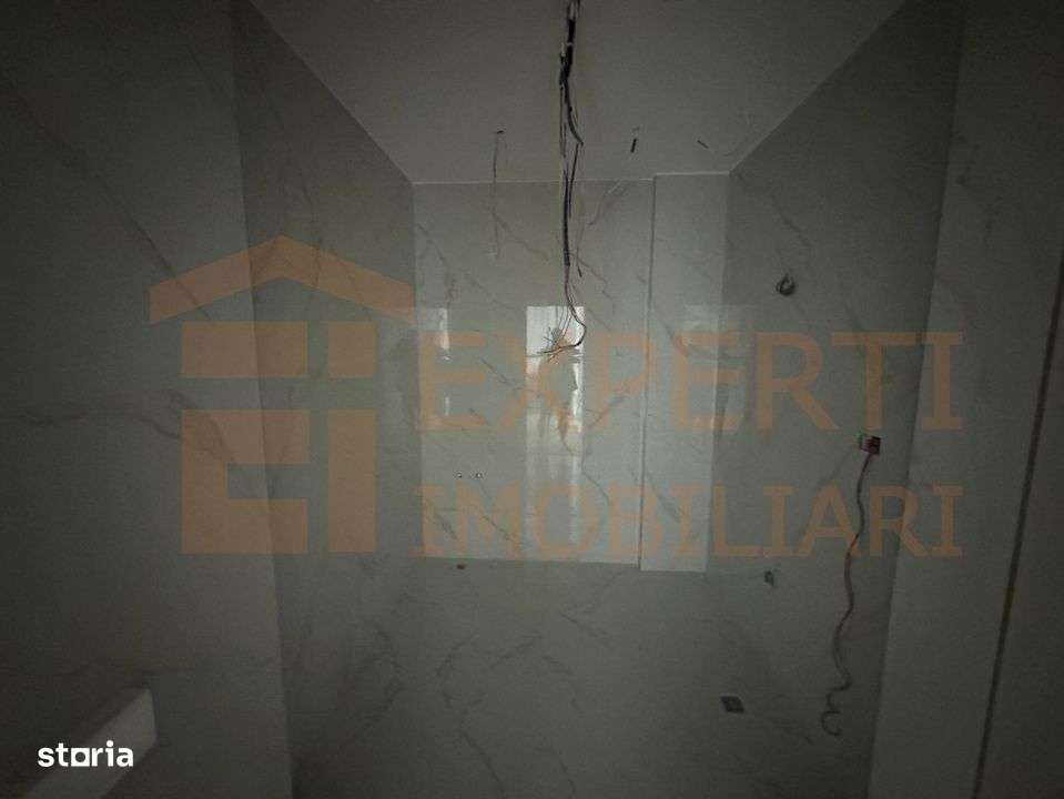 Apartament 3 camere Lake On Residence - vedere superba catre lac!-7