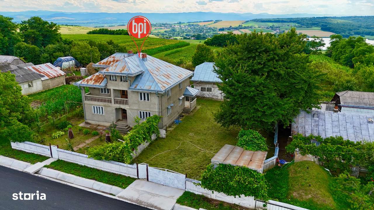 SE VINDE VILA cu 12 cam. “la gri” cu peste 40ari teren in Forasti, SV-18