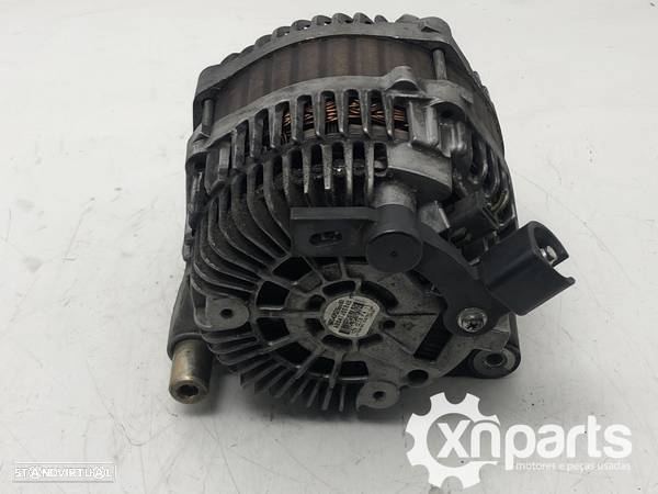 Alternador Usado PEUGEOT 407 (6D_) 2.0 HDi REF. 9654752880 MOTOR RHR / RHJ - 4