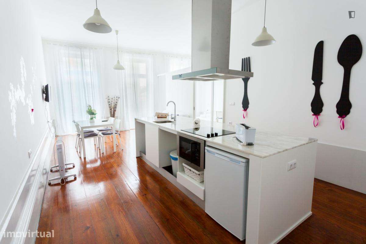 Apartamento com 1 quartos - localizado em Cedofeita Porto - Grande imagem: 3/10