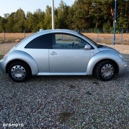 Volkswagen New Beetle Cabriolet 1.6 Freestyle - 5