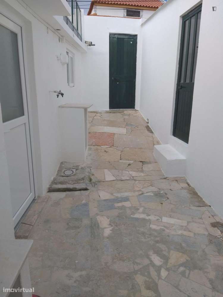 Estúdio - localizado em Lisbon - Grande imagem: 2/10