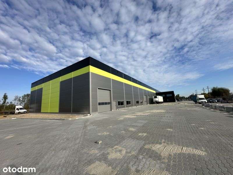 Nowoczesna hala magazynowo-produkcyjna z częścią b-9